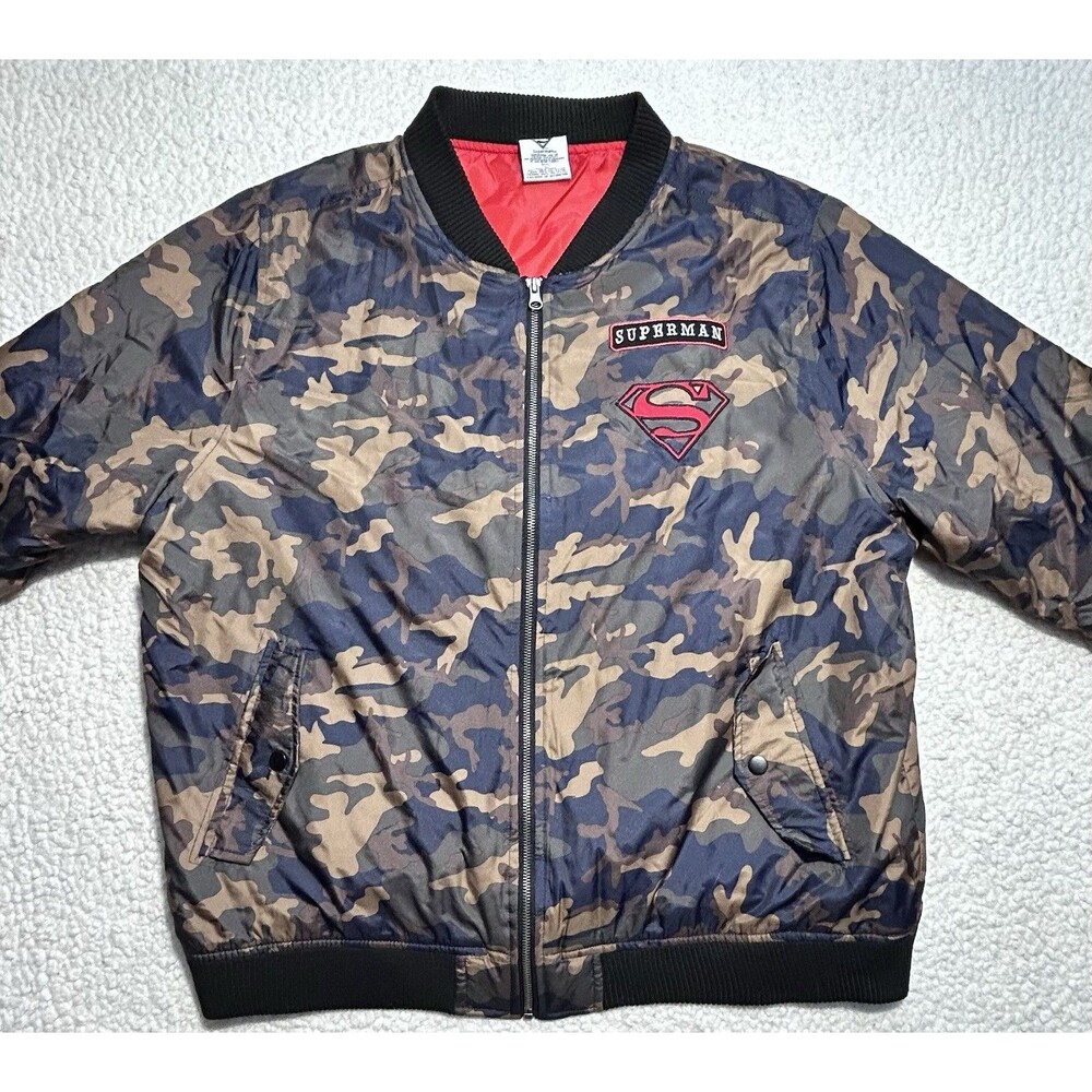 DC Comics Superman Mens XL Camo Bomber Jacket Superhero Red Lining Full Zip